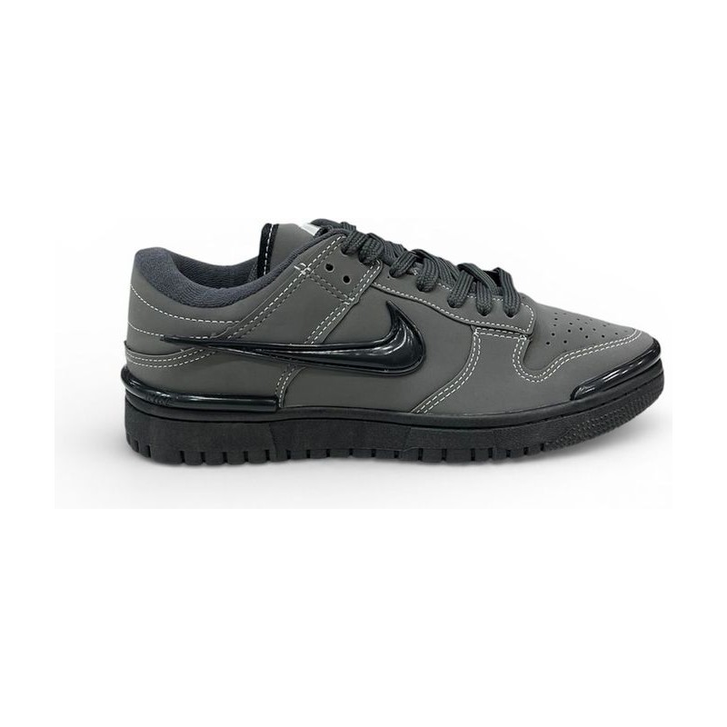 NIKE DUNK TWIST
