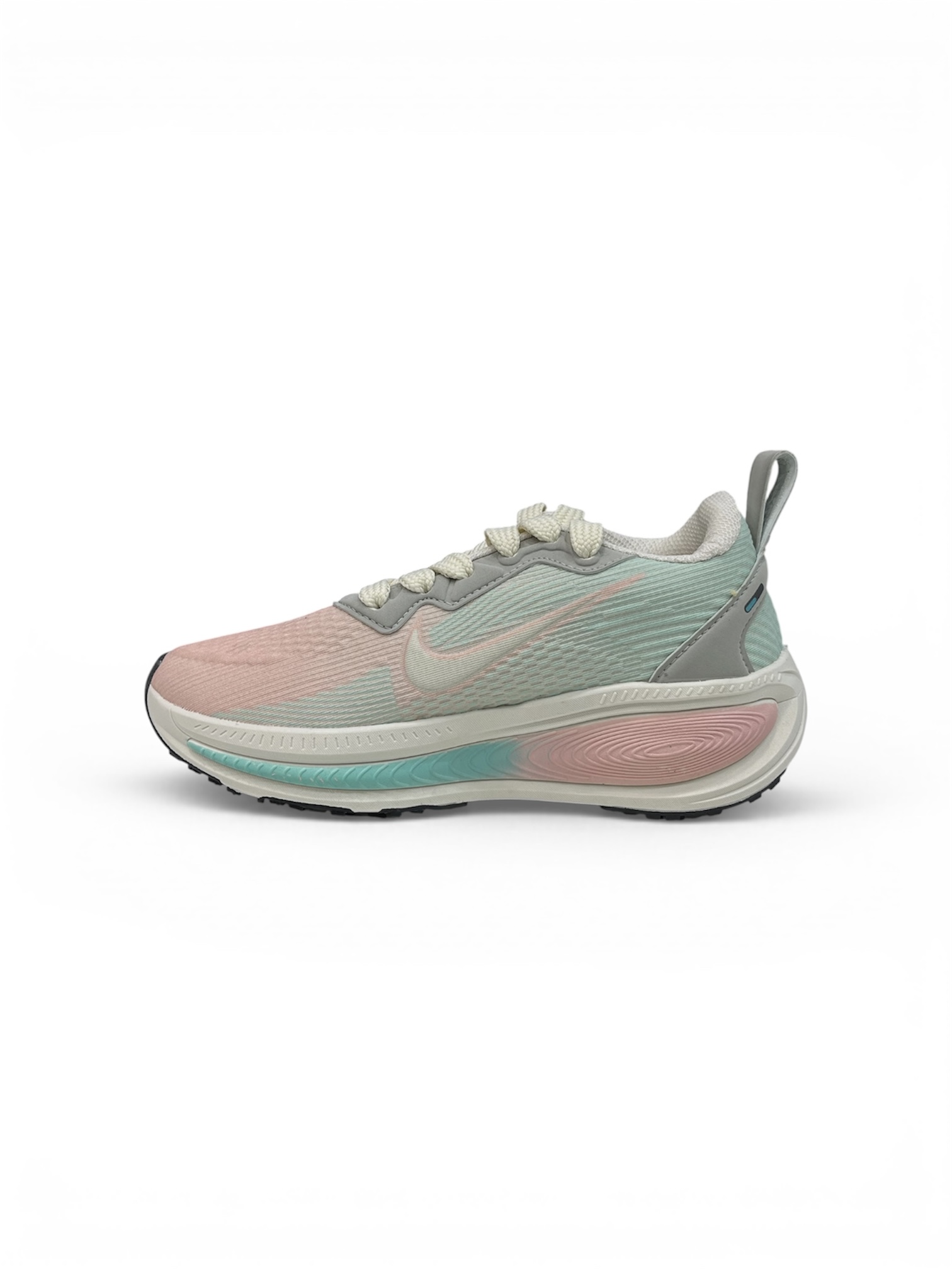 NIKE AIR ZOOM VOMERO 18 - Imagem 3
